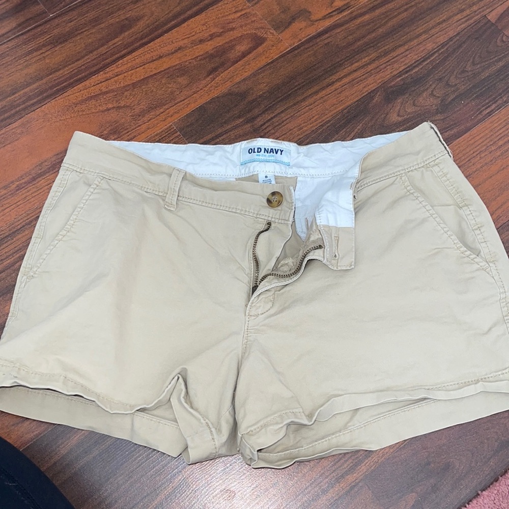 Old navy khaki shorts